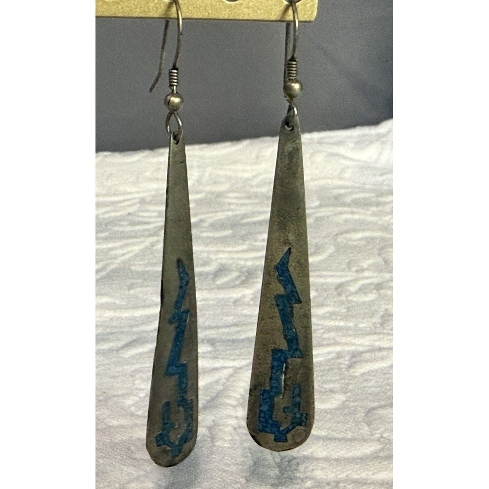 Vintage Mexico Silver Tone Turquoise Chip Inlay Earrings Zig Zag Geometric